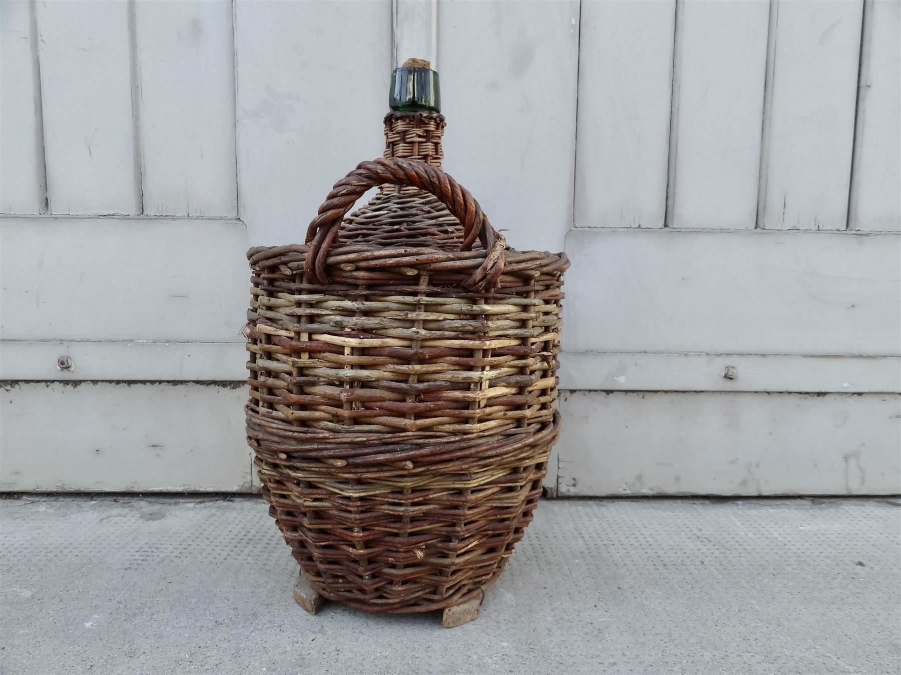 Bottiglie: alte Korbflasche geeicht 1945 – Usato da Kerzers venduto da Flaschenposten 1