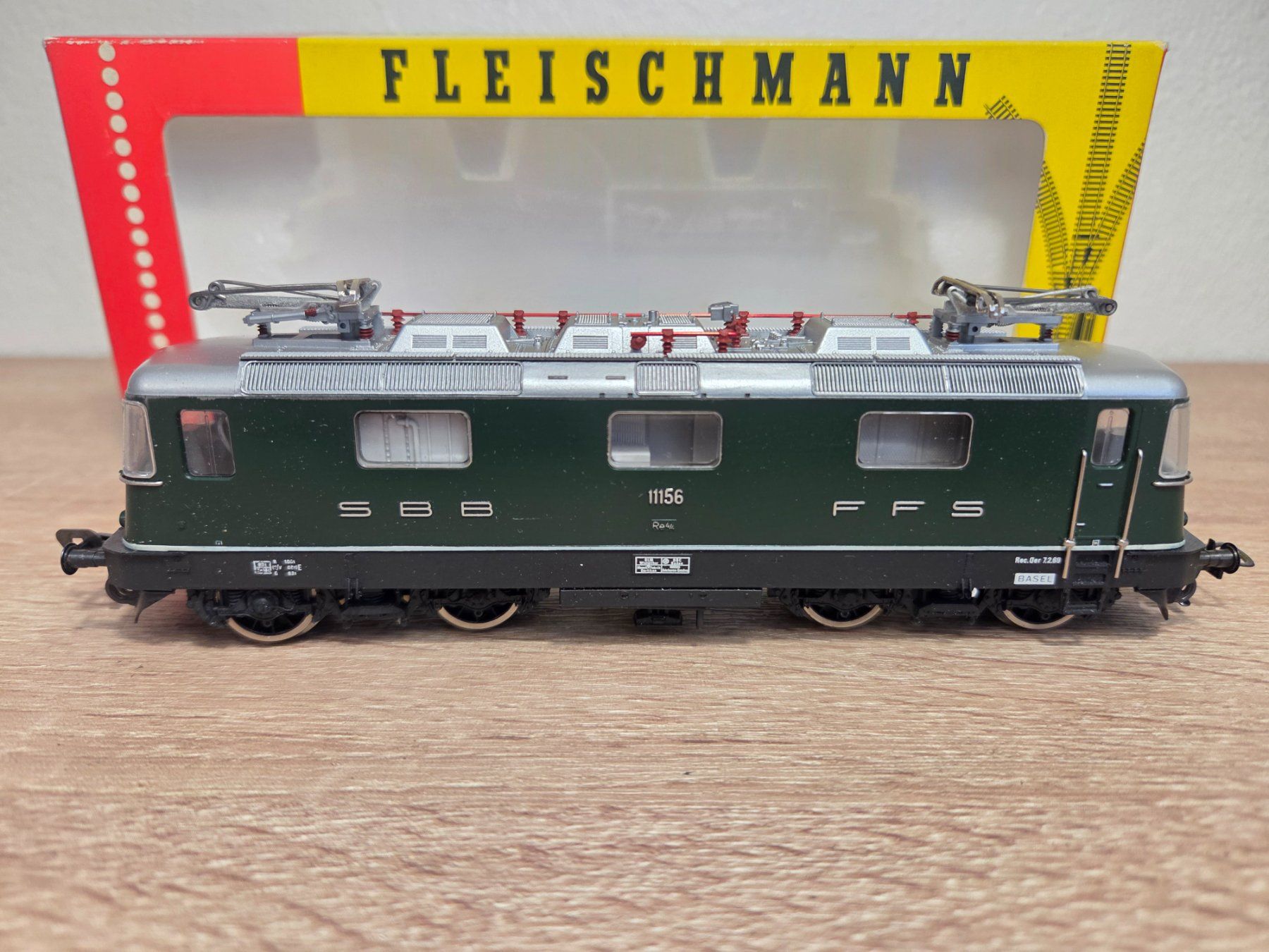Fleischmann Modellini di ferrovie: Fleischmann 4340 E-Lok Re 4/4 SBB Digital H0 – Usato da St-Aubin-Sauges venduto da Lo_Go 1