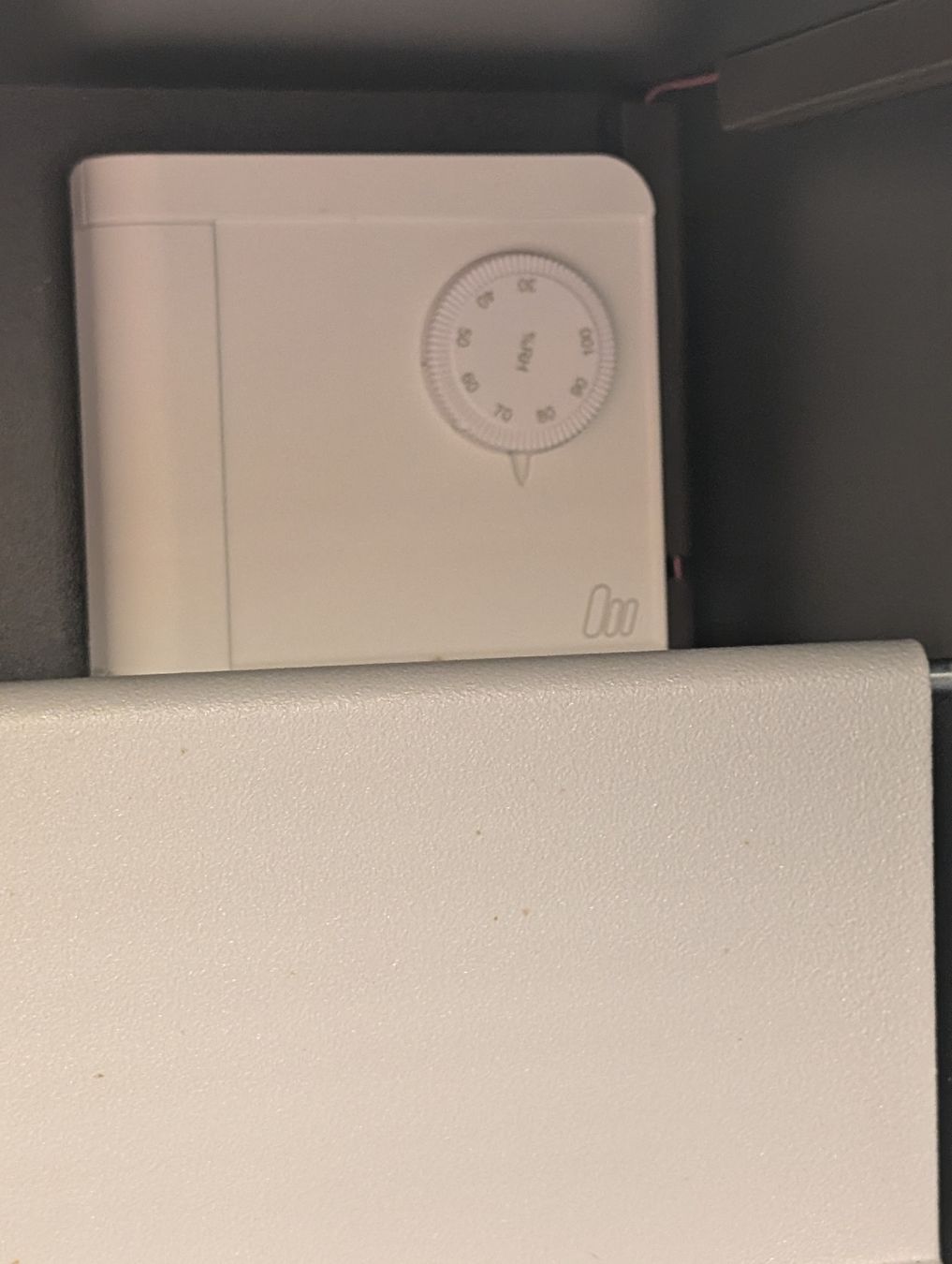 Humidor per sigari: Grosser, stabiler Humidor abschliessbar – Usato da Derendingen venduto da AssaAbloy 4