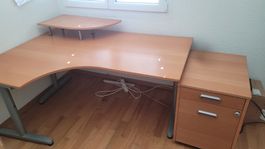 Eckschreibtisch Büromöbel Holz mit Rollcontainer und Aufsatz