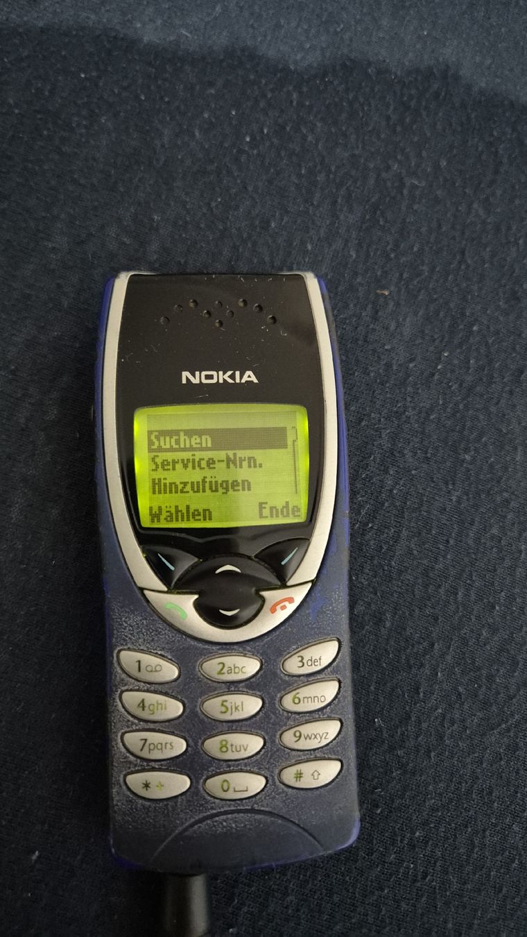 Nokia Telefoni cellulari / Smartphones: Nokia 8210 – Usato da Jona venduto da paco1969 2