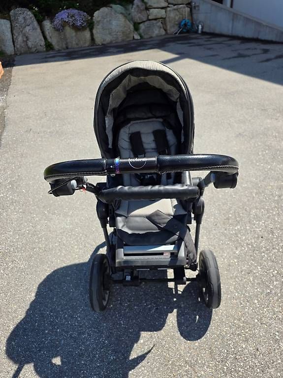 Teutonia Carrozzine: Kinderwagen – Usato da Klosters venduto da Tinli0