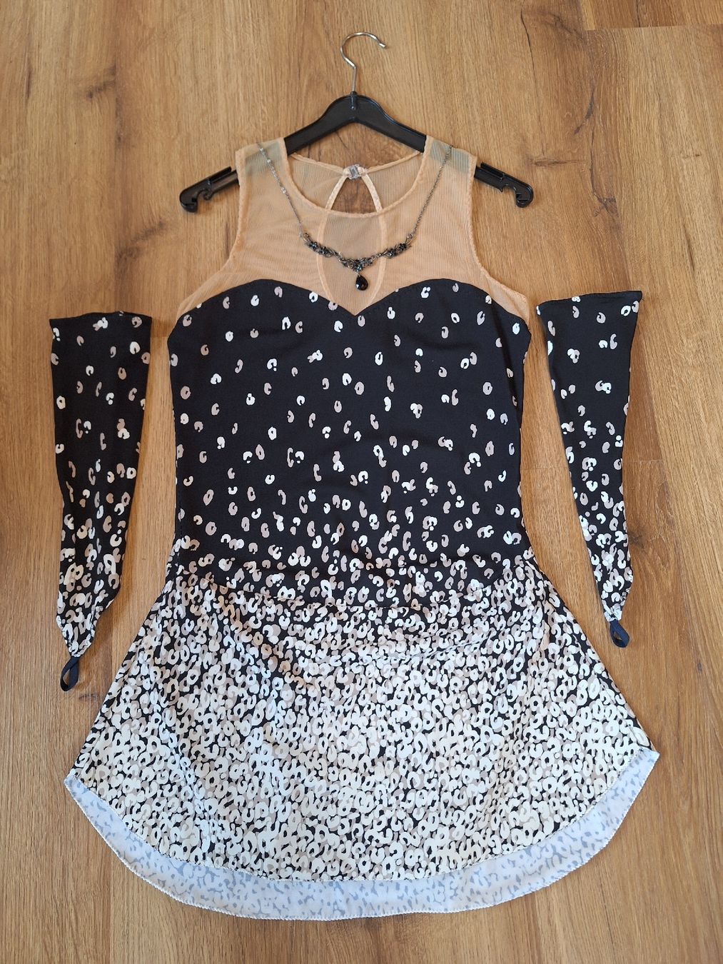 Robes: Kürkleid Eiskunstlauf Kleid – Neuf (Voir description) à Langnau i. E. par Solti750 5