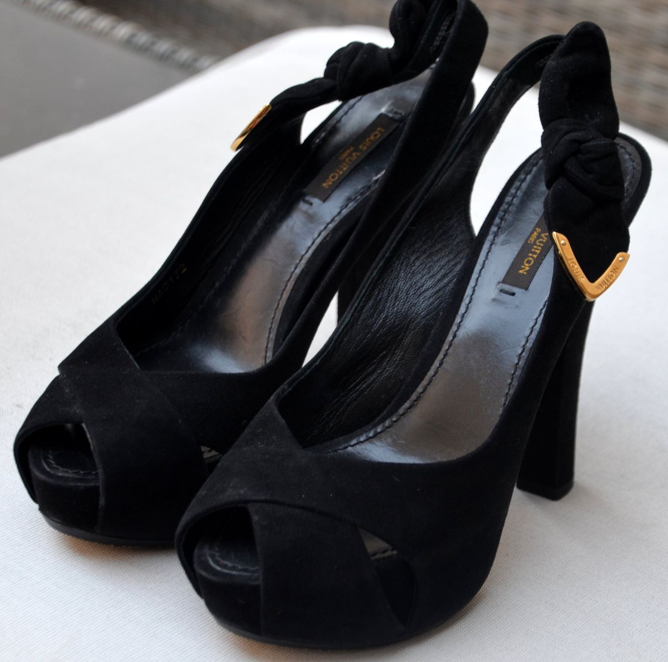 Louis Vuitton Scarpe da donna: Louis Vuitton Sandalen / sandales .37 – Usato da Collonges venduto da arashee 1
