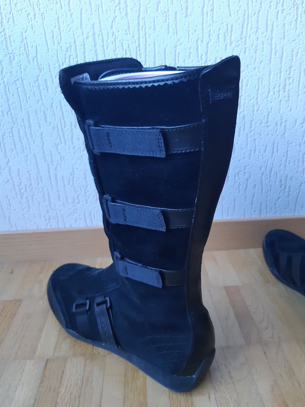 Esprit Scarpe da donna: Bottes Esprit en taille 41 – Usato da Meyrin venduto da lay_6z6q 2