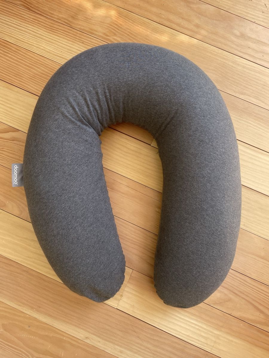 Doomoo Cuscini: Coussin de grossesse et d’allaitement Doomoo – Usato da Marin-Epagnier venduto da mal_pb5h