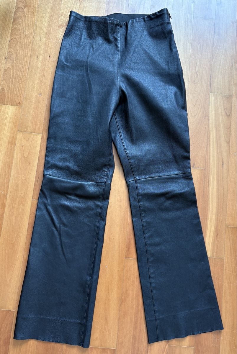 H&M Hosen: Echt Lederhose Stretch dehnbare bootcut schwarz 36 38 S M – Gebraucht aus Rheinfelden von nad_6hrl