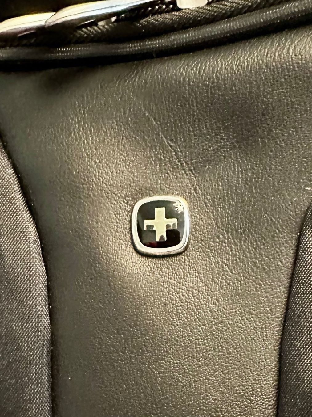 Borse: Laptoptasche schwarz mit Kreuz – Nuovo (secondo la descrizione) da Arth venduto da Lohmatt65 2