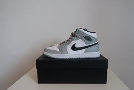 Air Jordan 1 Mid „LSG“