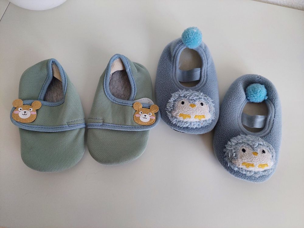 Chaussures garçon: 2 PAAR BABYFINKLI GR. 22 – D'occasion à Münchenstein par Strupfi