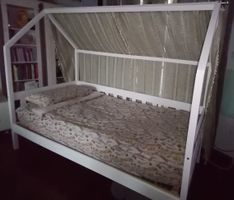 Romantisches Bett aus Massivholz 90x200