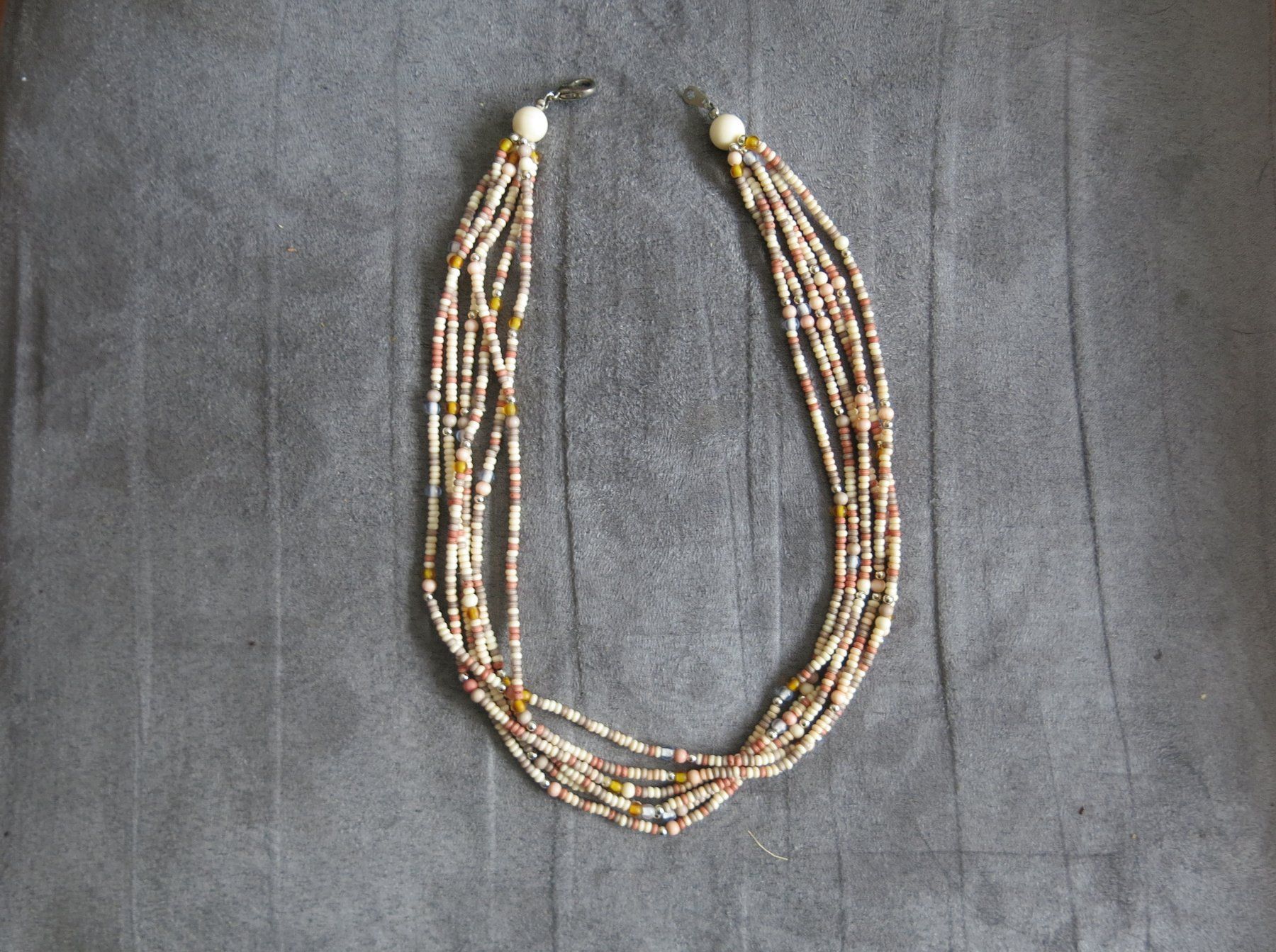 Catenine: Halskette / Modeschmuck ca 45cm  / 6 Stränge – Usato da Schaffhausen venduto da Espressoo7