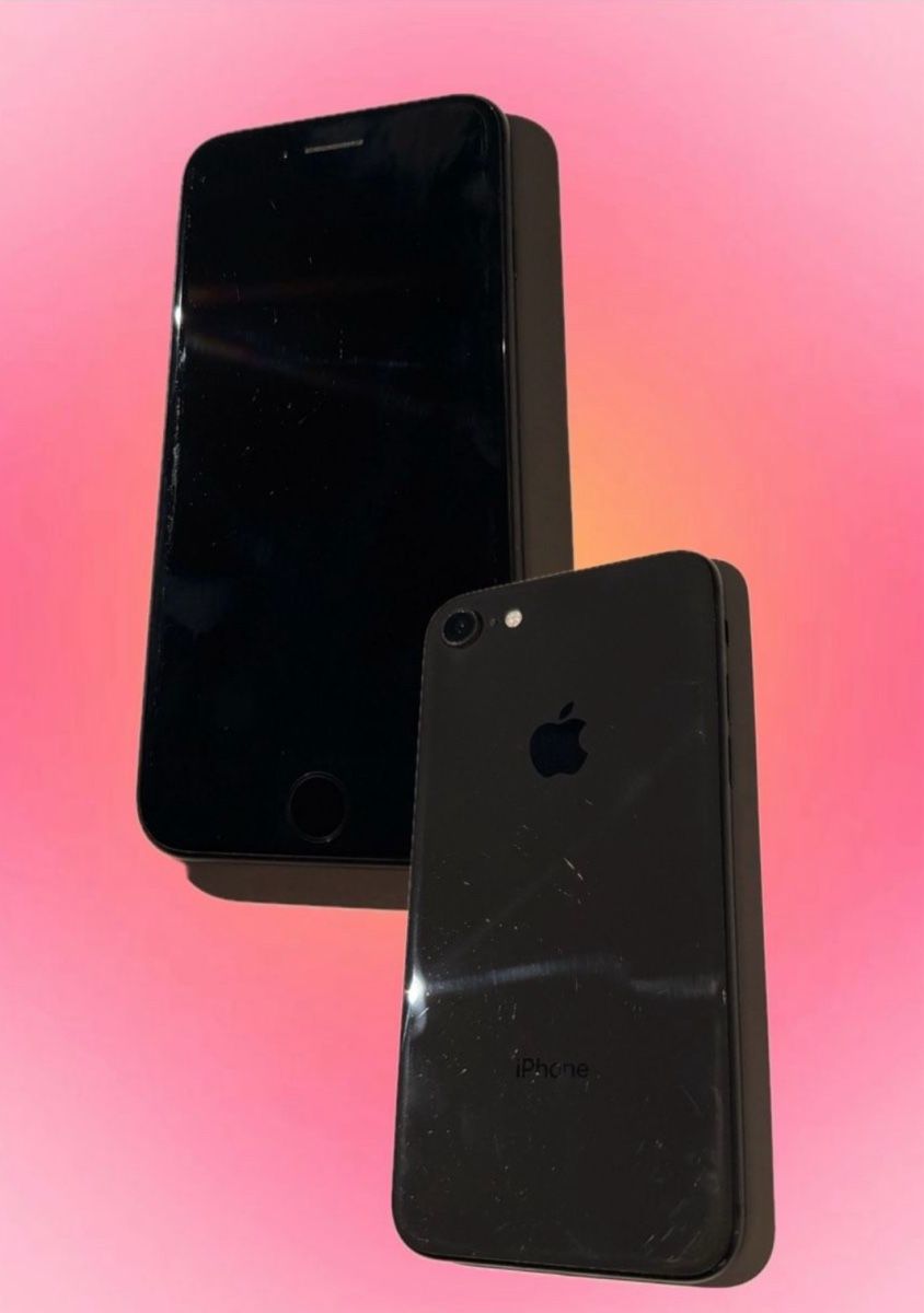 Apple Telefoni cellulari / Smartphones: iPhone 8 – Usato da Moudon venduto da TigerrrEye 1