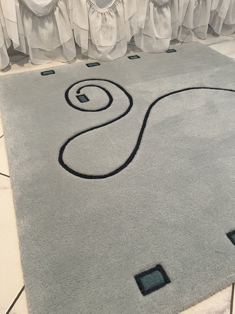 Tappeti: Teppich hellblau 98x98cm – Usato da Hinwil venduto da dire07 1