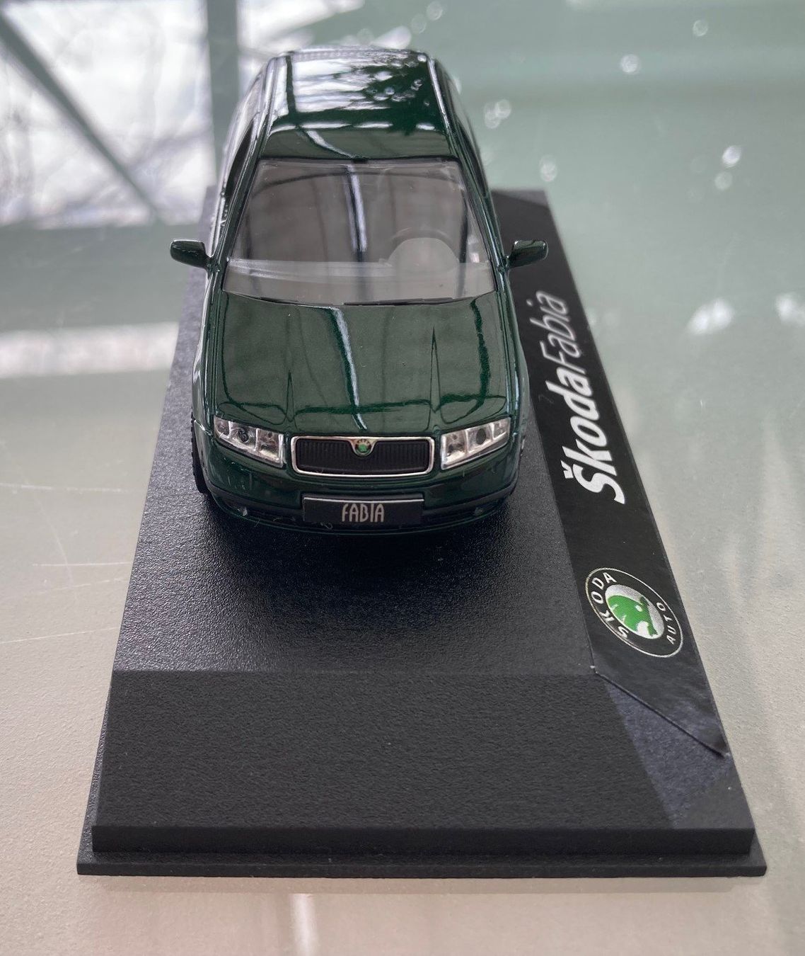 Skoda Voitures modèles: Skoda Fabia – Neuf avec emballage d'origine à Wolfhausen par signat 3