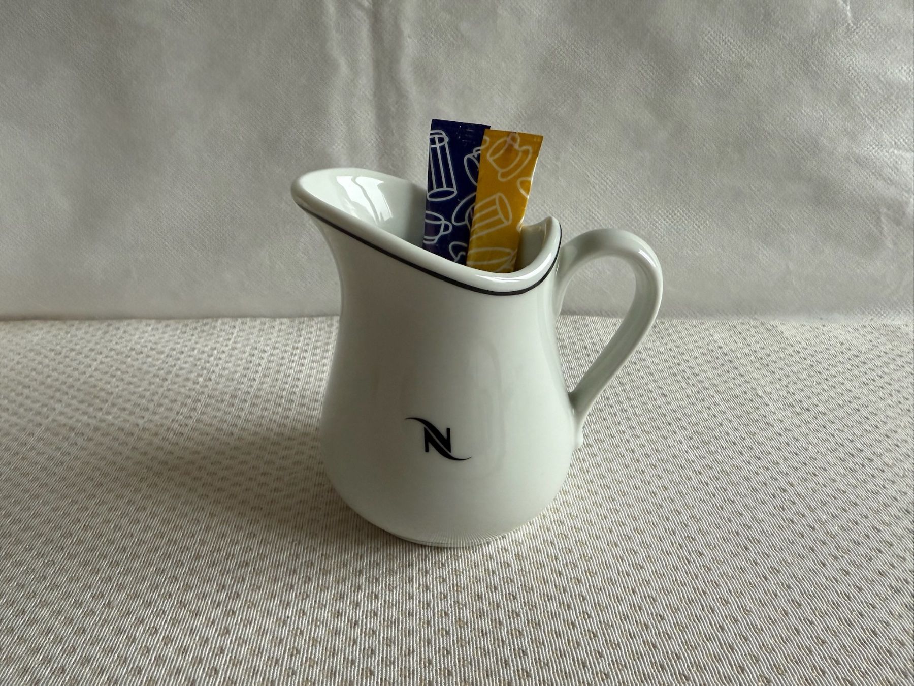 Nespresso Tazze: Nespresso - N - Crémier (a) – Usato da Sion venduto da accroshoes 1