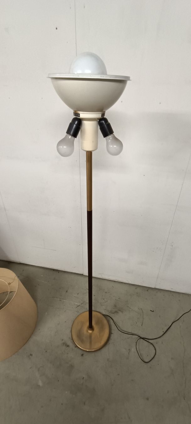 Lampade: Stehlampe Design Holz Messing Retro  – Usato da Pfäffikon ZH venduto da K-V-M 4
