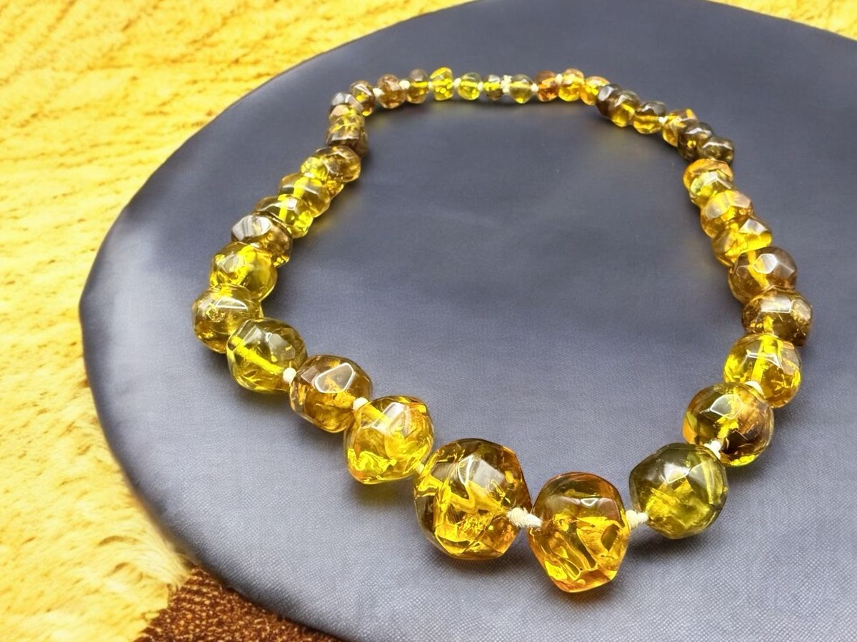 Catenine: Facettierte Bernstein-Vintage-Halskette – Usato da Lamone venduto da LaCantinaMagica 3