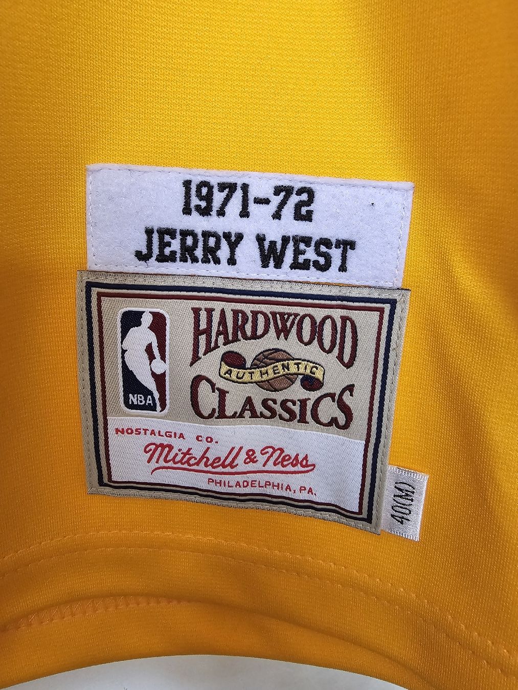 Mitchell & Ness Canottiere & Pantaloni: 100% AUTHENTIC MITCHELL & NESS 71/72 JERRY WEST LOS ANGELES – Nuovo e nell'imballaggio originale da Lugano venduto da FernandoDC 2
