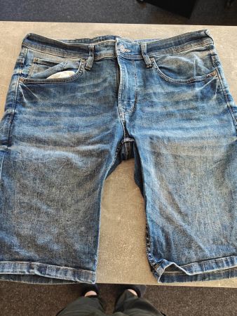 Kurze Hose, Shorts , Jeans , Gr. 34 , blau , C&A, stretch