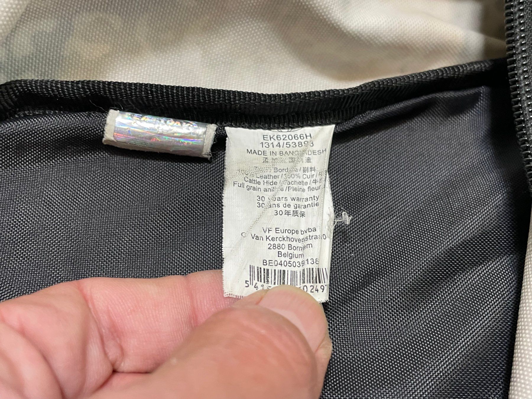 Eastpak Zaini: Eastpack Backpack Kroko Skin Print – Usato da Zürich venduto da le_souk 4