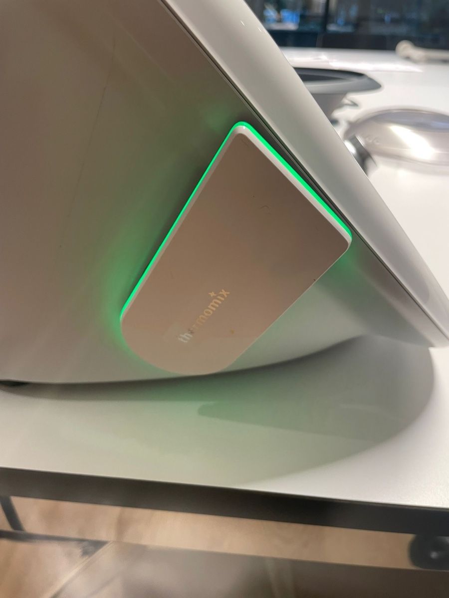 Thermomix Küchengeräte: Thermomix TM5 et accessoires – Gebraucht aus Geneve von nieves_geneve 5