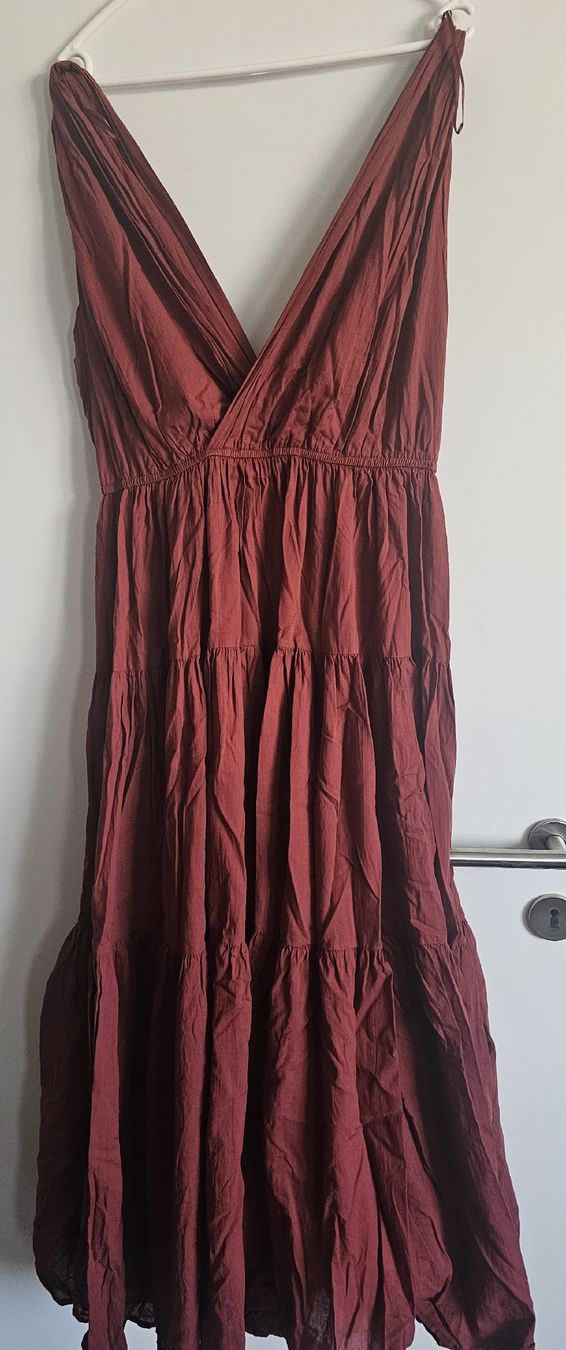Massimo Dutti Robes: Sommerkleid Massimo Dutti bordeaux – Neuf (Voir description) à Alpnach Dorf par kar_7try