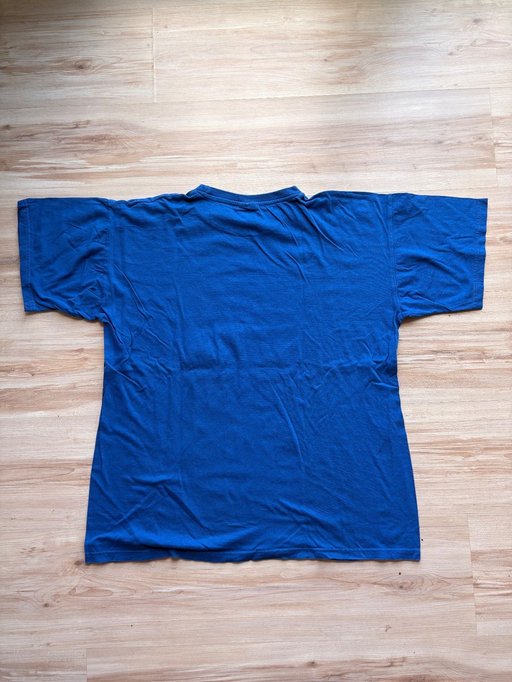 T-shirt: Vintage T-Shirt – Usato da Wigoltingen venduto da _vntg_ 3