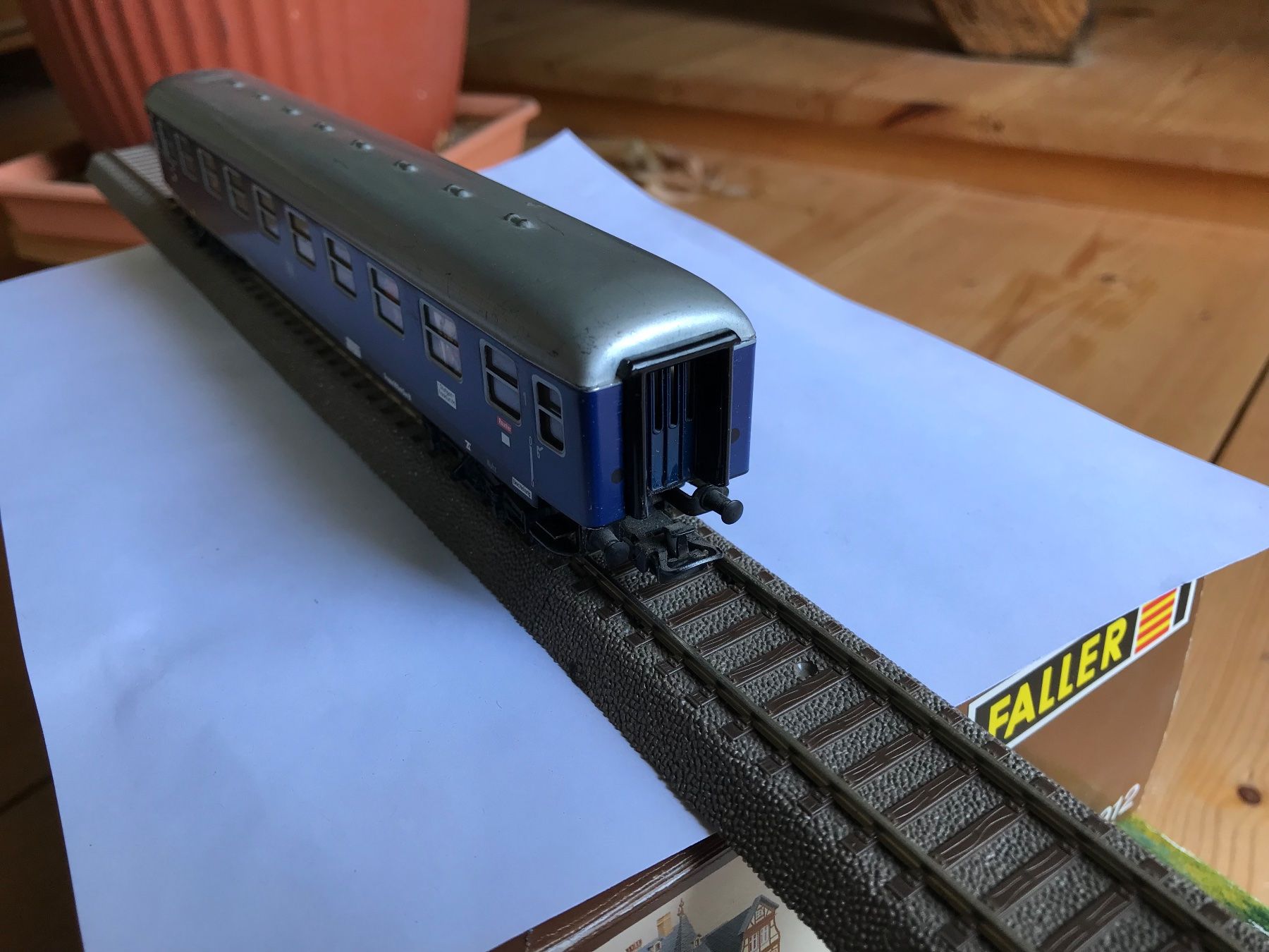 Märklin Modellini di ferrovie: märklin 4027, schnellzugwagen der DB – Usato da Liestal venduto da ozo2005 3