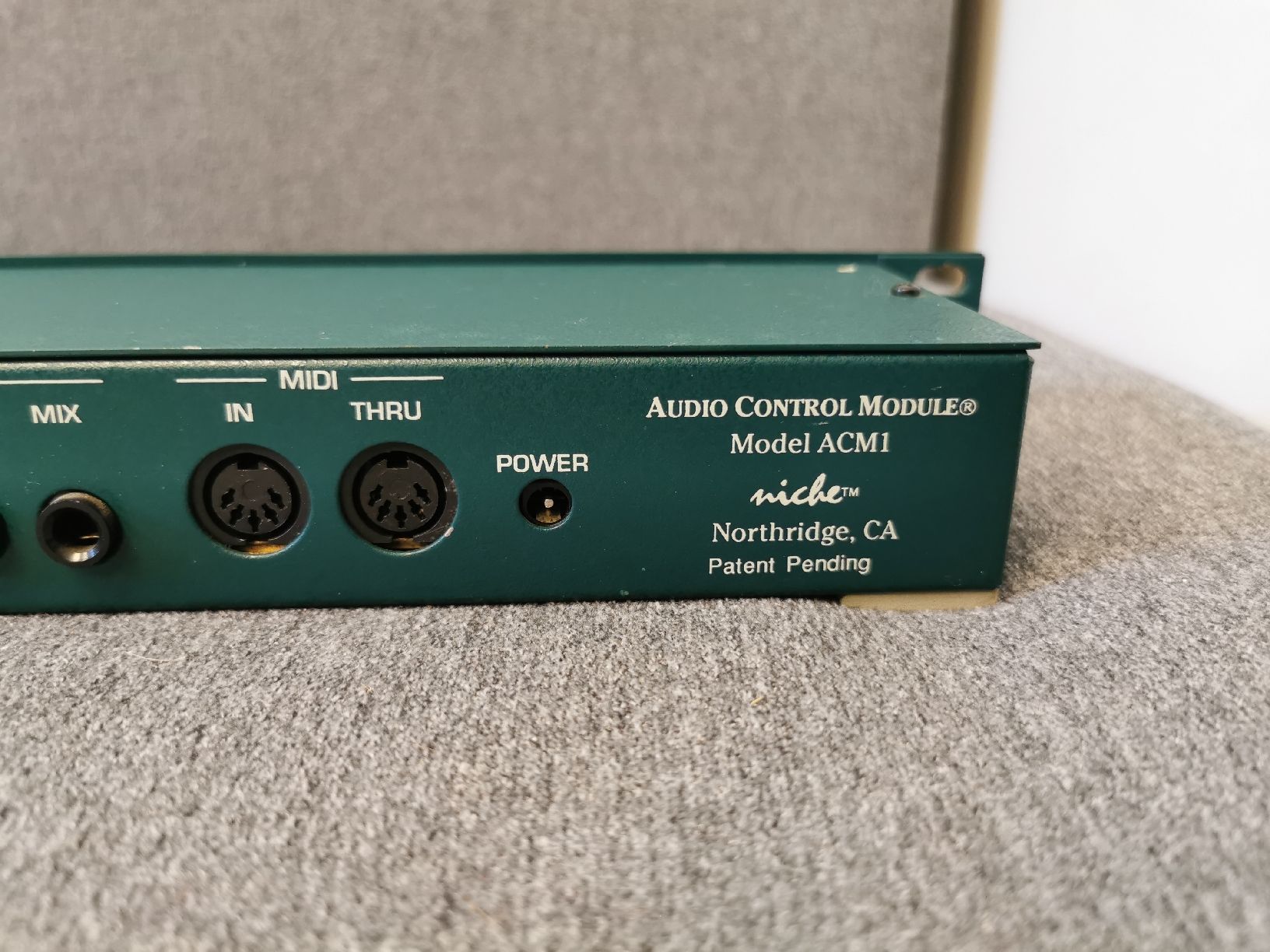 Musikinstrumente: Niche Audio Control Module, midi controlled audio leveling  – Gebraucht aus hinwil von  3