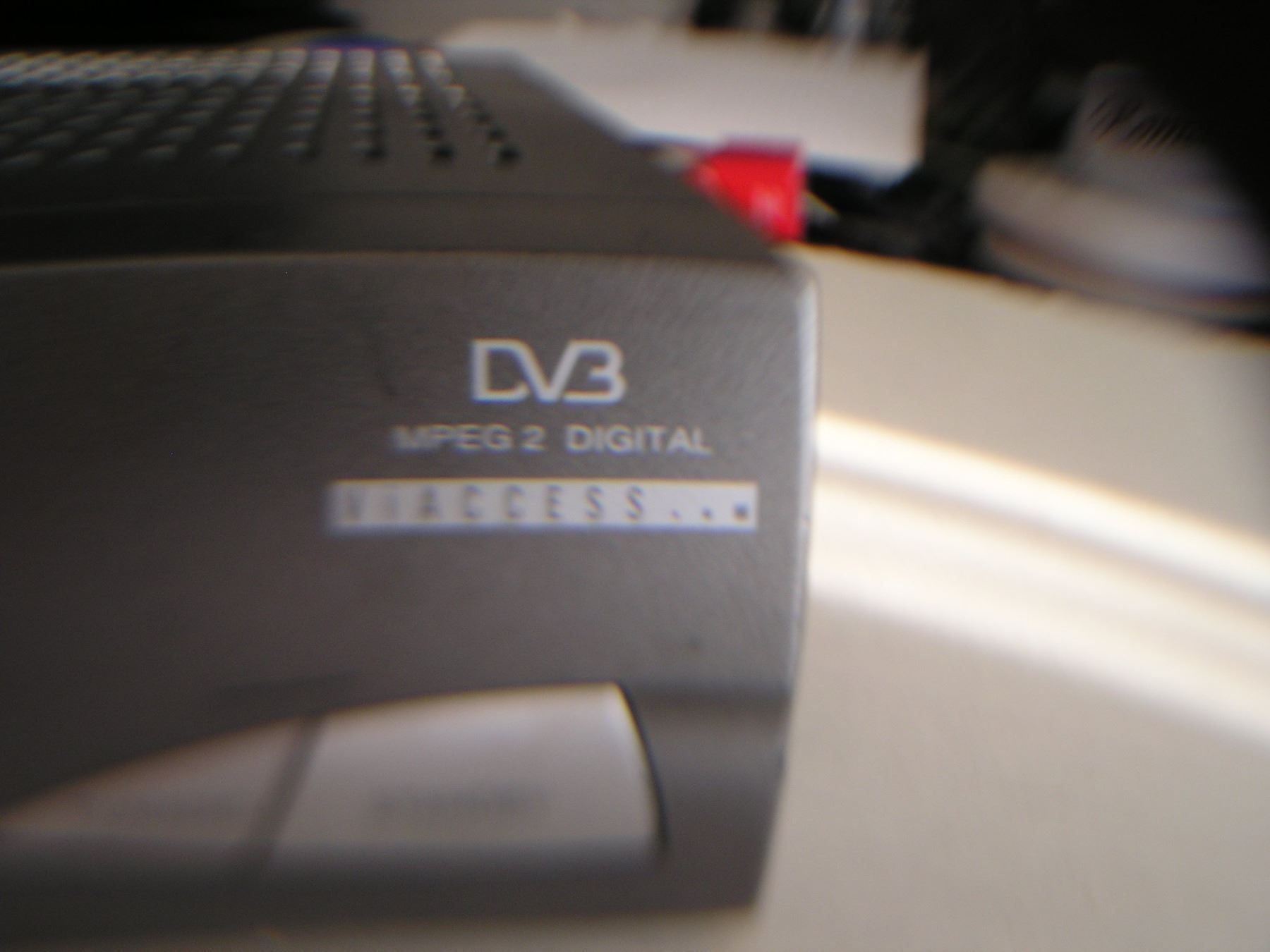 Humax Ricevitori: Humax Digital Set-Top Box VA-FOX – Difettoso da Emmen venduto da newdeal1970 1