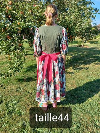 Dirndl aus Bayern/ für Jung und älter ein Hingucker/Party!
