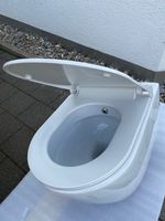Dusch WC Neuwertig kaltwasser oder warmwasseranschluss.