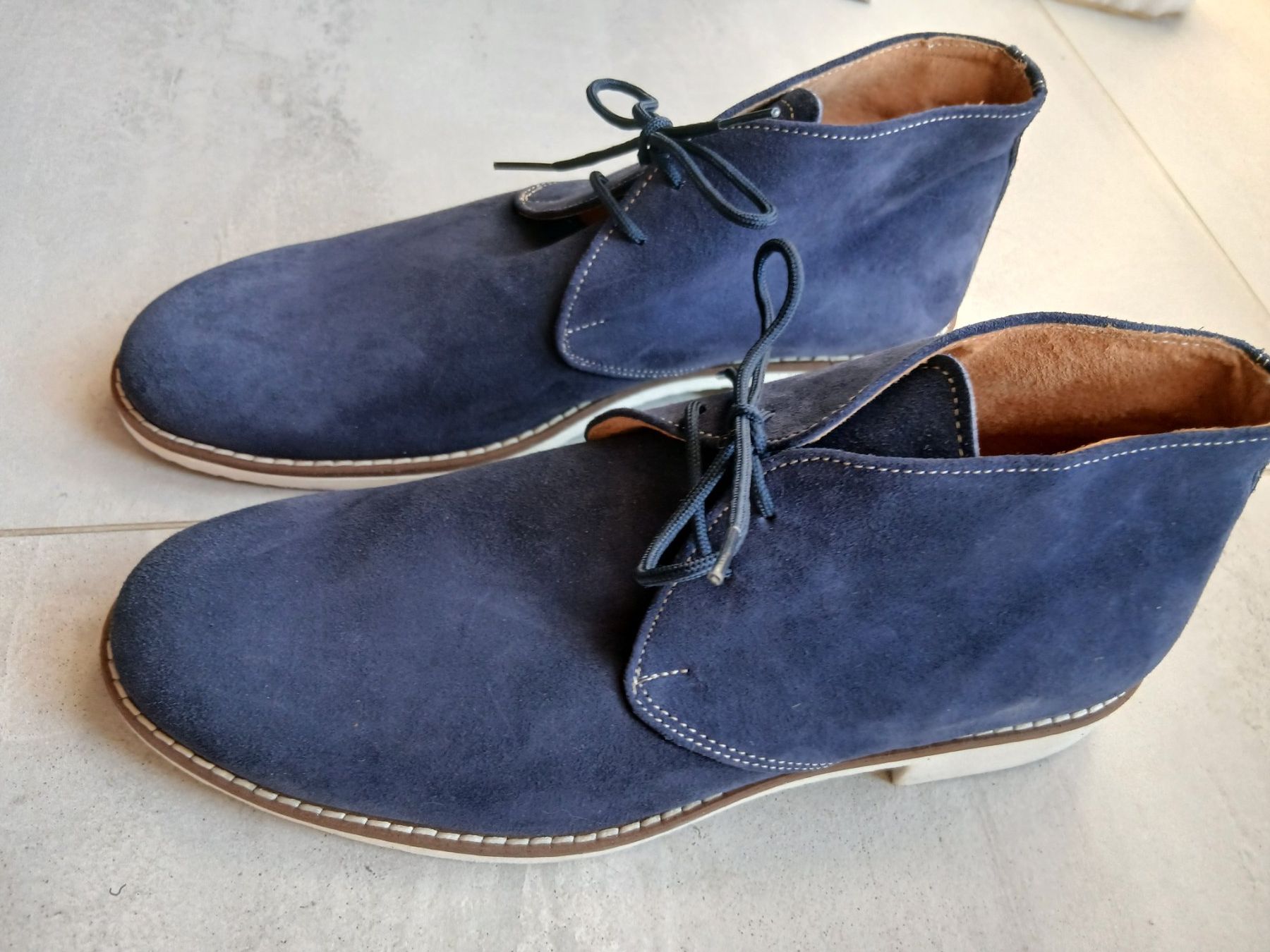 Scarpe da uomo: Bottines bleues en daim pointure 43 état neuf – Usato da Satigny venduto da Asaksa 1