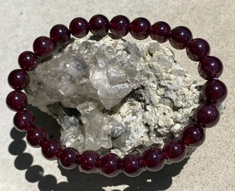 Armbänder & -reifen: Armband mit echten Stern Granat – Neu und originalverpackt aus Matten b. Interlaken von kero71 9