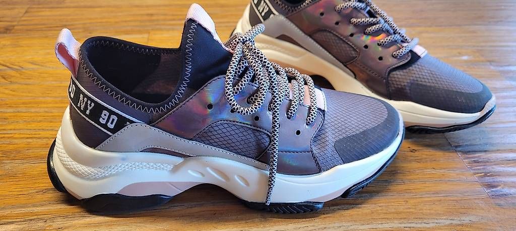 Chaussures femmes: Steve Madden Ajax Sneakers – D'occasion à Kloten par martina1895 2