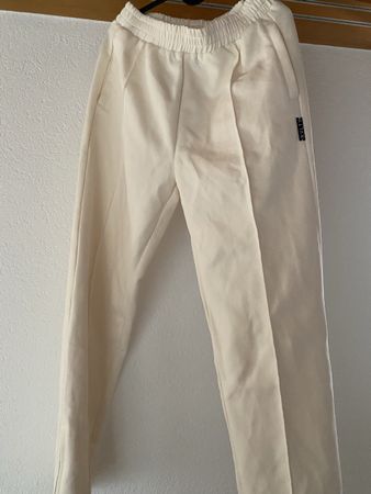 NVLTY Crème Hose, Grösse S, neuwertig!