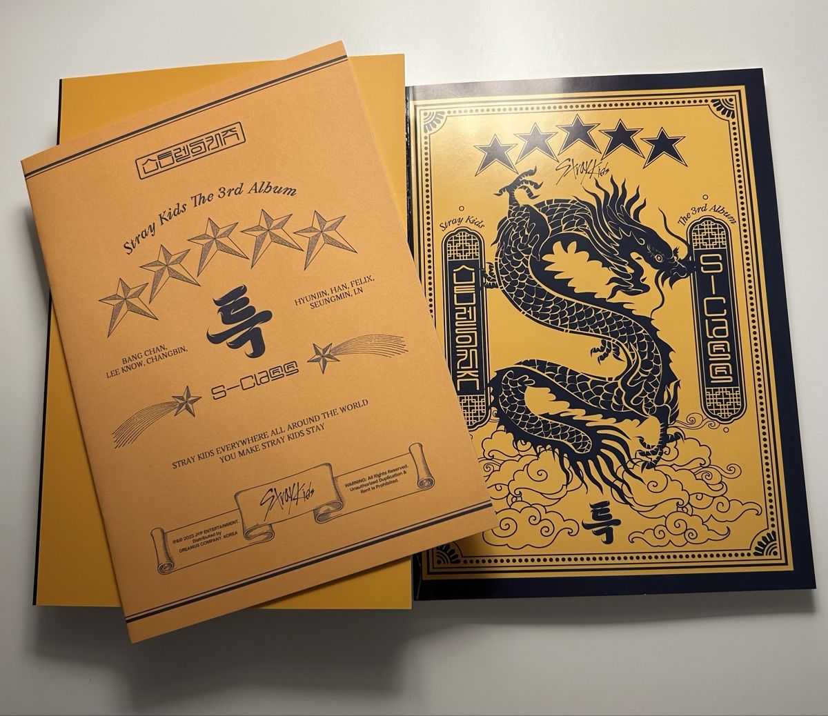 Alben: Stray Kids 5-Star Album Version B – Neu (gemäss Beschreibung) aus Rupperswil von van_tyy6 1