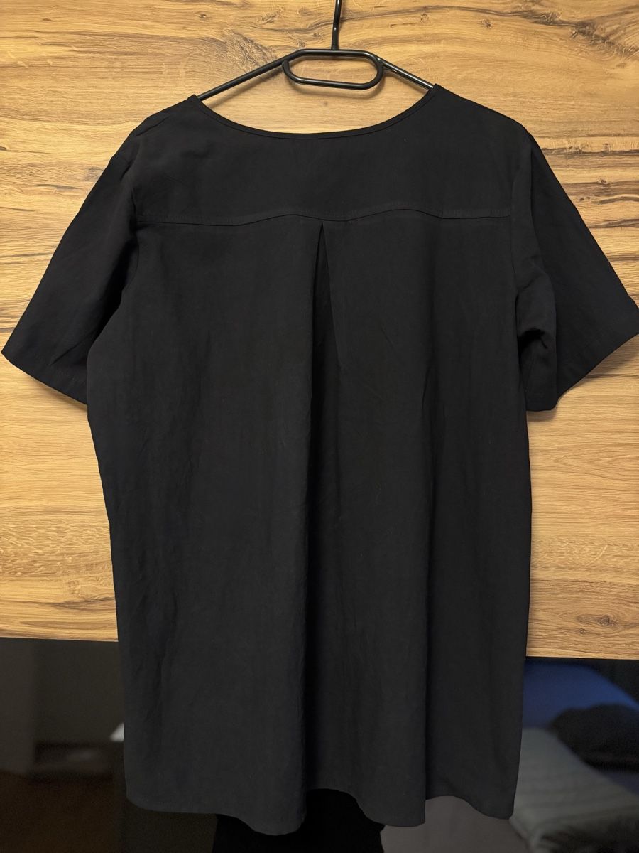 T-shirt: Shirt 65 % Leinen Grösse M. – Usato da Adliswil venduto da StephanieAnnina 2