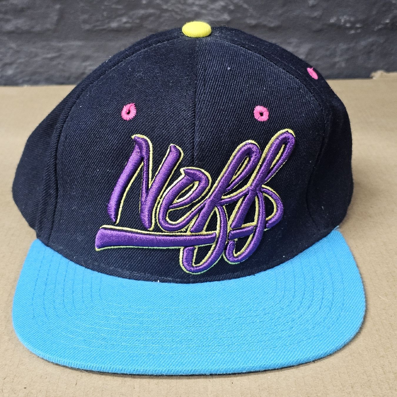 Copricapi, berretti & cappellini: Casquette Neff snapback noir bleu taille ajustable – Usato da rolle venduto da Noma-collectible