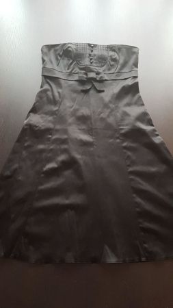 Schönes Cocktailkleid