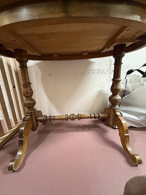 Tische: Antik Tisch  – Gebraucht aus Zürich von ber_k7g9 1