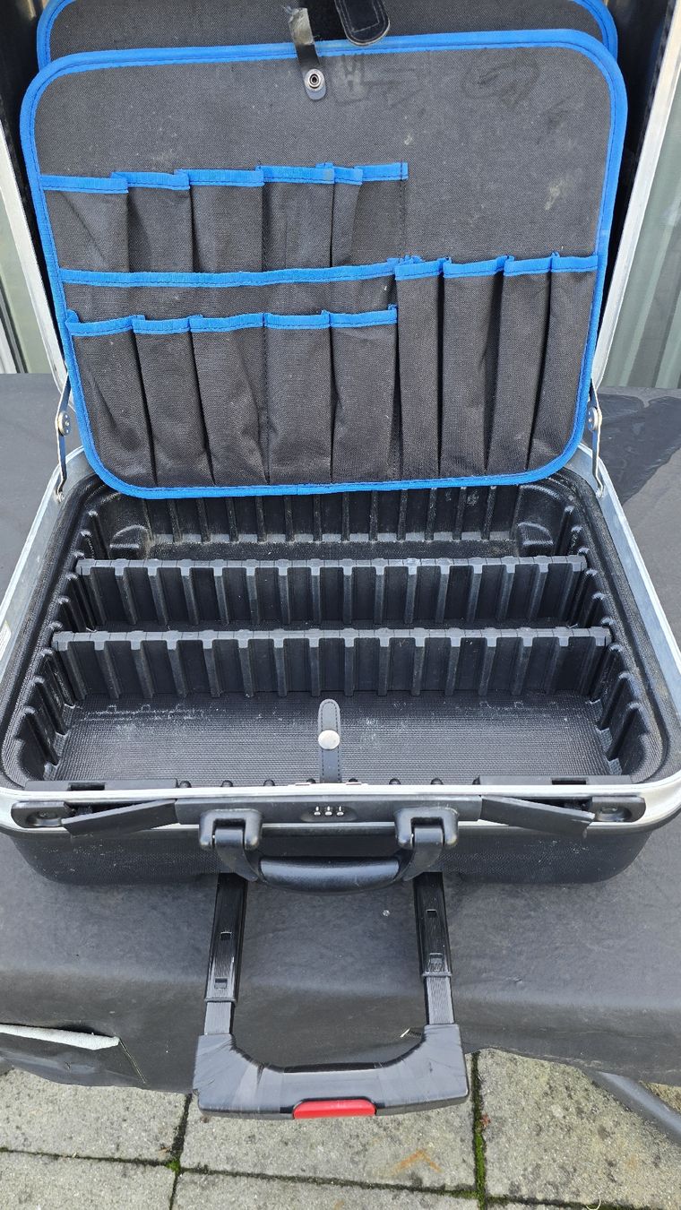 Topcase: Werkzeugkoffer mit Rollen – Usato da Luzern venduto da 40carti 4