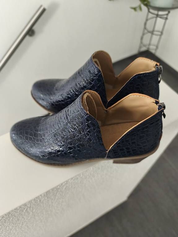 Scarpe da donna: Damenschuhe blau Gr. 38 – Usato da Stansstad venduto da -mbs- 2