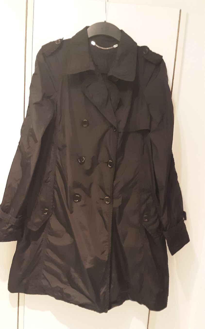 Cappotti: Seventy trench, L, imperméable, coupe-vent, noir, polyester – Usato da Neuchâtel venduto da Virgule50 2