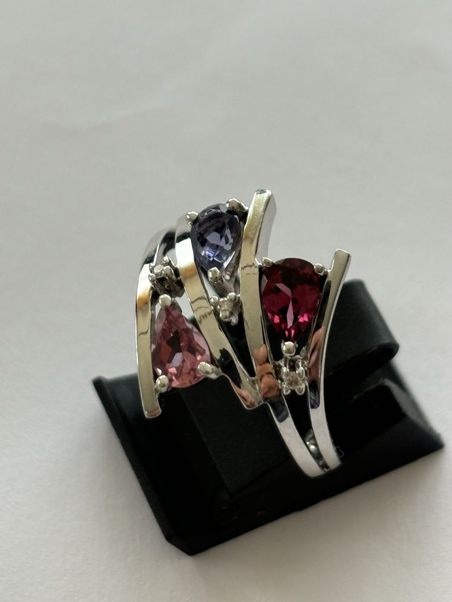Anelli: Ring Weissgold / Edelsteine 18 Karat – Usato da Langnau am Albis venduto da flusspflege