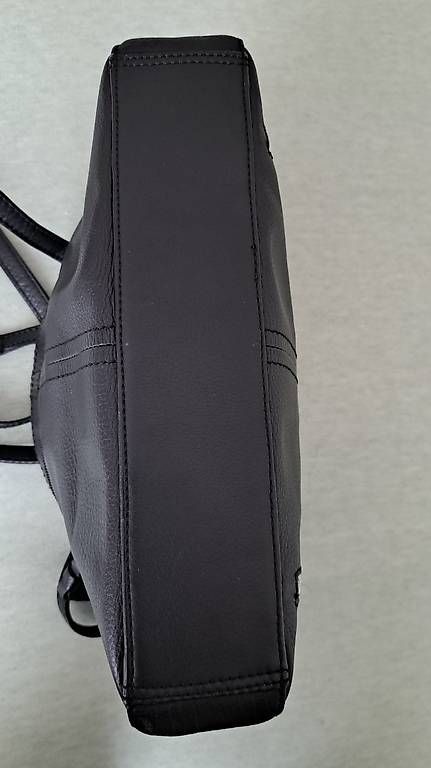 Borse da donna: Leder-Handtasche schwarz – Usato da Uetikon am See venduto da graziella82 4