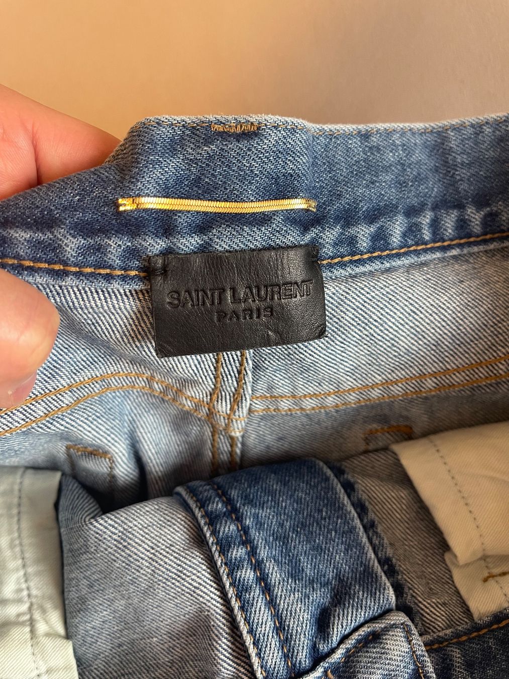 Saint Laurent Jeans: Saint Laurent Denim Shorts in Gr. 29 – Usato da Zizers venduto da sarah_1987 5