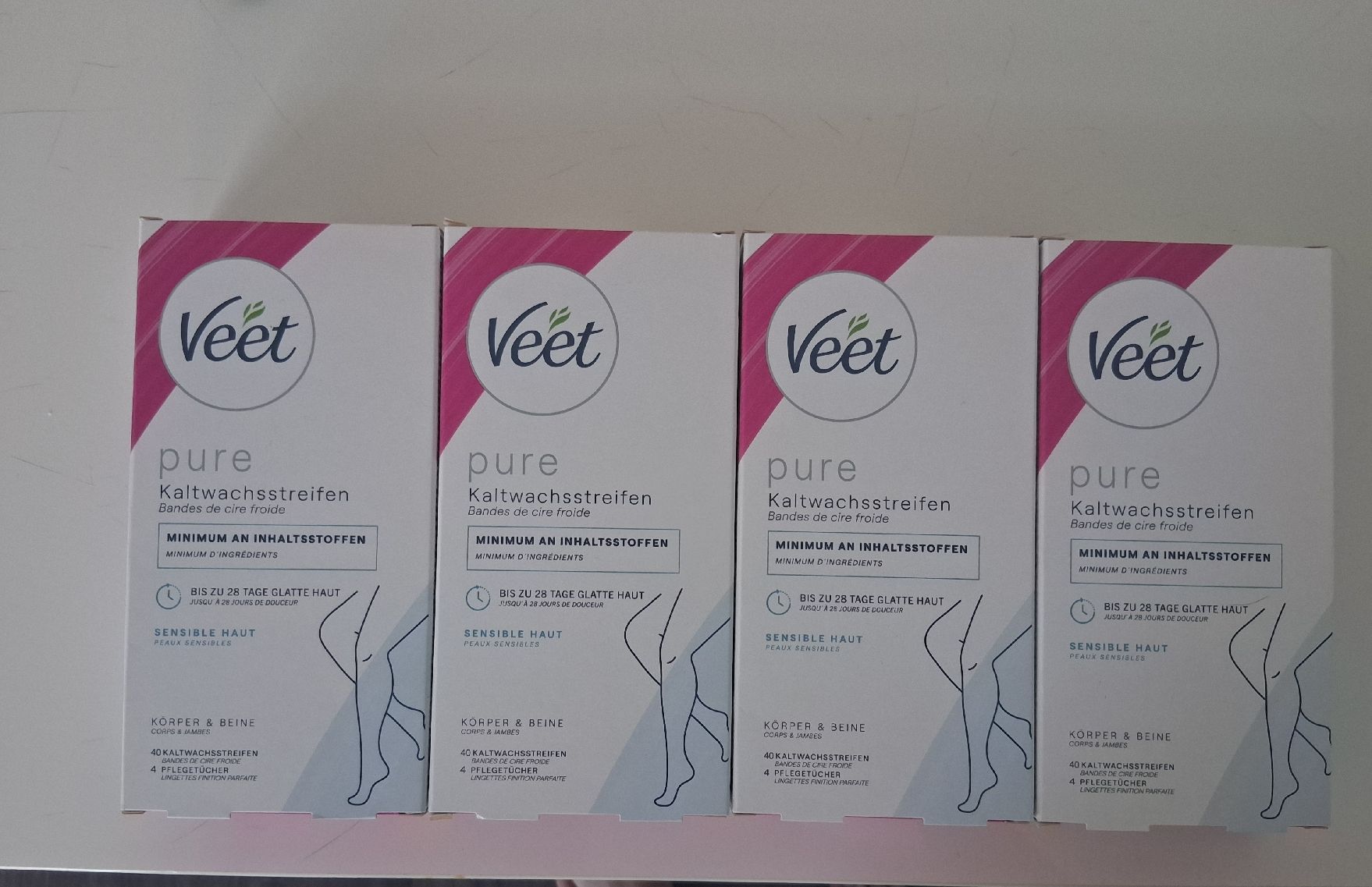 Veet Altro per la cura del corpo: Veet - Kaltwachsstreifen – Nuovo e nell'imballaggio originale da Rothenthurm venduto da SirCroci-Cardshop