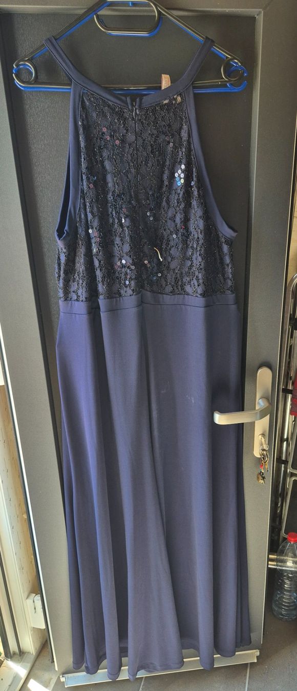 Vestiti: Kleid – Nuovo (secondo la descrizione) da Wislikofen venduto da Ana.Gomes 6